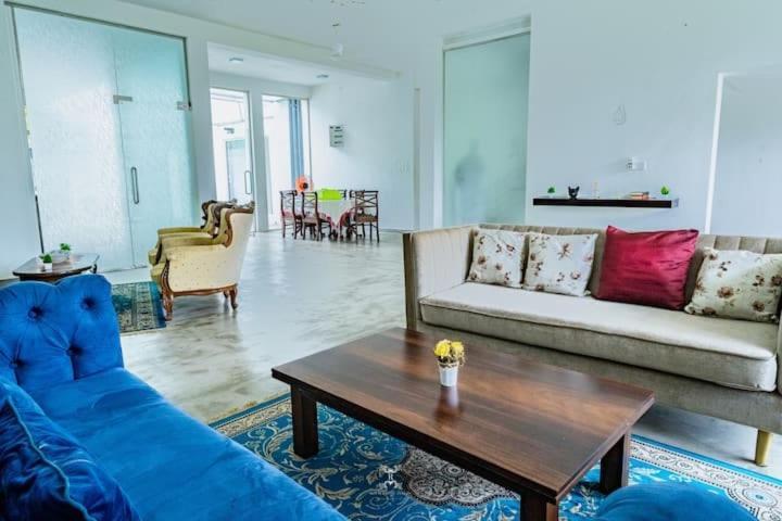 Villa 38 Padukka Exteriér fotografie